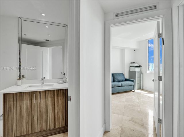 1755 E Hallandale Beach Blvd PH04E, Hallandale Beach, FL 33009