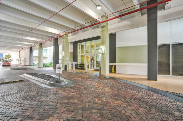 1755 E Hallandale Beach Blvd PH04E, Hallandale Beach, FL 33009