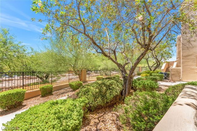 1901 Rio Canyon Court 102, Las Vegas, NV 89128