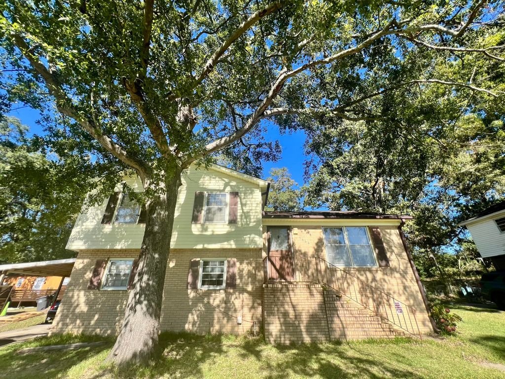 7654 Peppercorn Lane, North Charleston, SC 29420