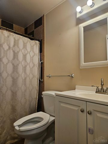 860 Sarbrook Drive, Springfield Twp., OH 45231