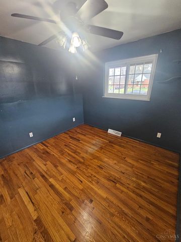 860 Sarbrook Drive, Springfield Twp., OH 45231