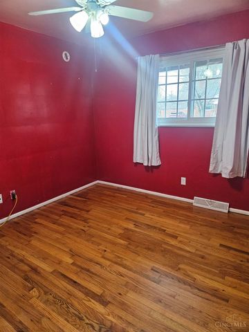 860 Sarbrook Drive, Springfield Twp., OH 45231