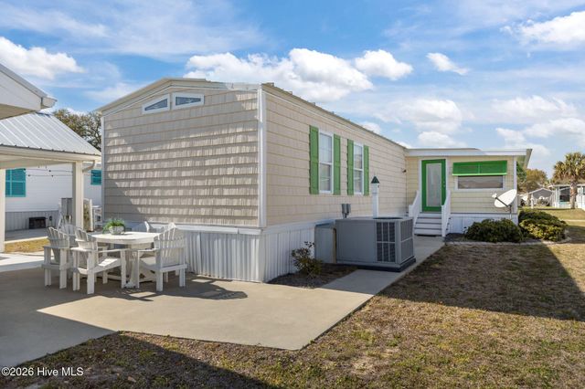 405 Snow Goose Lane, Newport, NC 28570