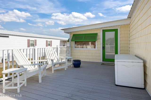 405 Snow Goose Lane, Newport, NC 28570