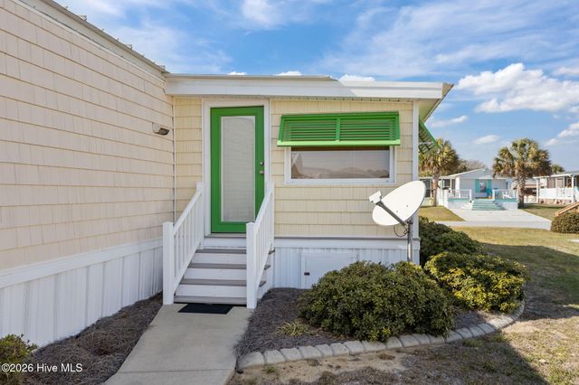 405 Snow Goose Lane, Newport, NC 28570