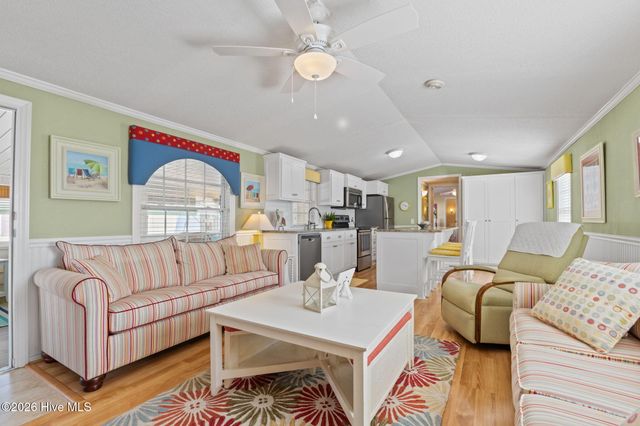 405 Snow Goose Lane, Newport, NC 28570