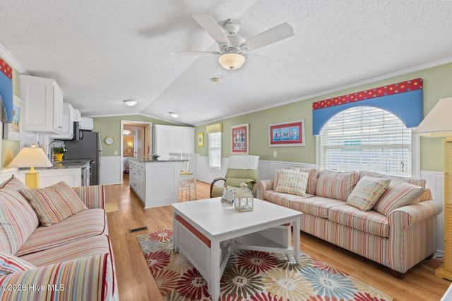 405 Snow Goose Lane, Newport, NC 28570