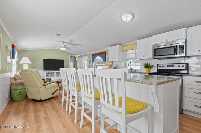 405 Snow Goose Lane, Newport, NC 28570