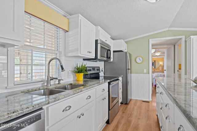 405 Snow Goose Lane, Newport, NC 28570