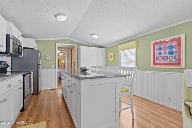 405 Snow Goose Lane, Newport, NC 28570