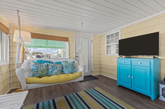 405 Snow Goose Lane, Newport, NC 28570