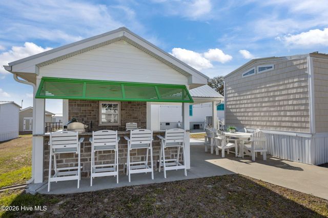 405 Snow Goose Lane, Newport, NC 28570