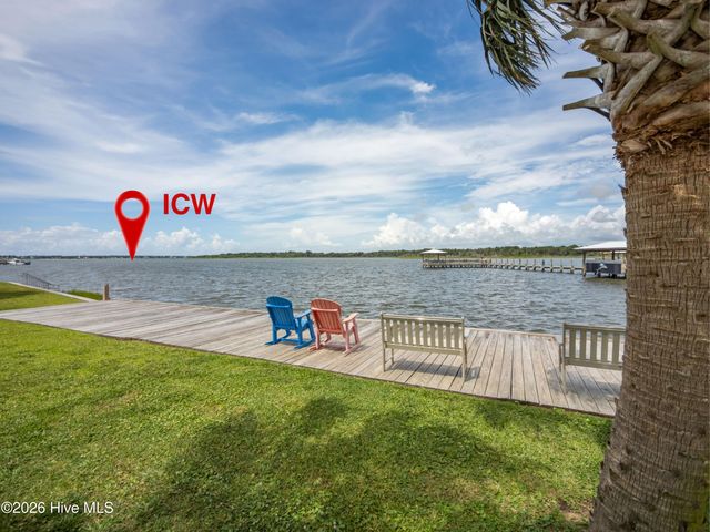 405 Snow Goose Lane, Newport, NC 28570