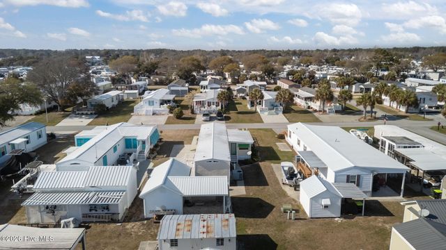 405 Snow Goose Lane, Newport, NC 28570