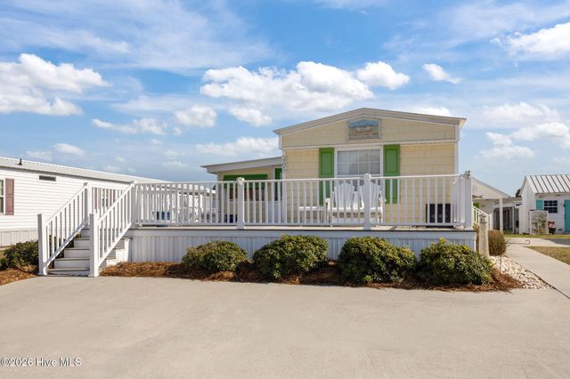 405 Snow Goose Lane, Newport, NC 28570