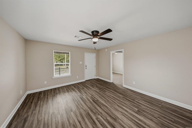 3015.5 W 16th Street, Little Rock, AR 72204