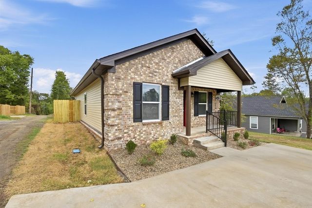 3015.5 W 16th Street, Little Rock, AR 72204