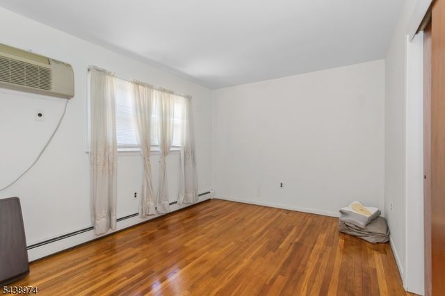 164 Page St, Elmwood Park Boro, NJ 07407
