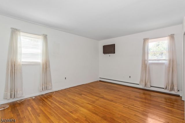 164 Page St, Elmwood Park Boro, NJ 07407