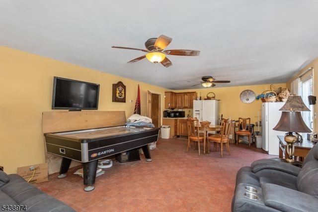 164 Page St, Elmwood Park Boro, NJ 07407