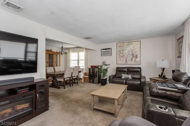 164 Page St, Elmwood Park Boro, NJ 07407