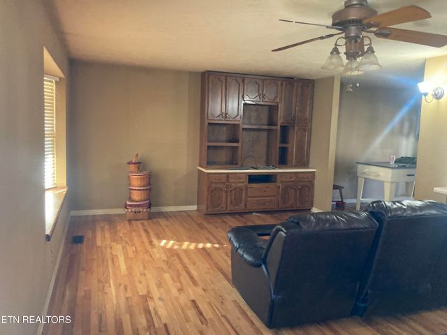 270 Linda Circle, Bean Station, TN 37708