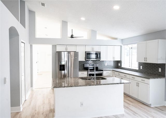 2319 ISLAND CLUB WAY, Orlando, FL 32822