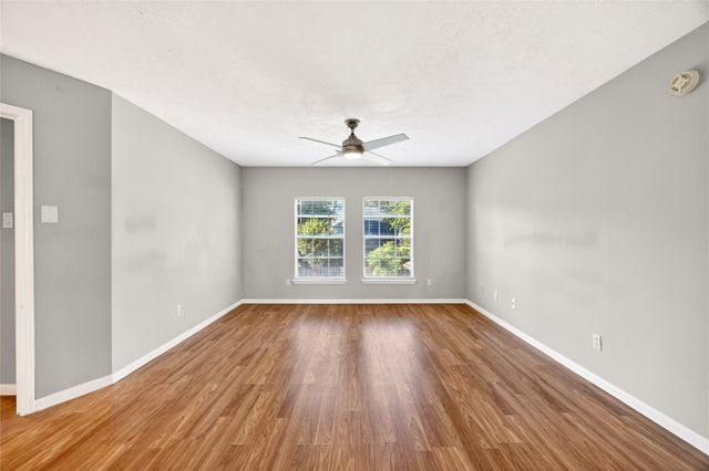 10615 Vandercroft Court, Houston, TX 77070