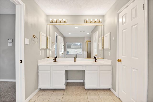 10615 Vandercroft Court, Houston, TX 77070