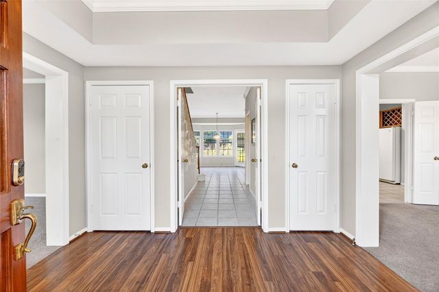 10615 Vandercroft Court, Houston, TX 77070
