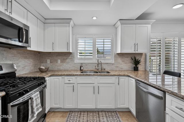 9325 9327 La Shell Drive, Tujunga, CA 91042