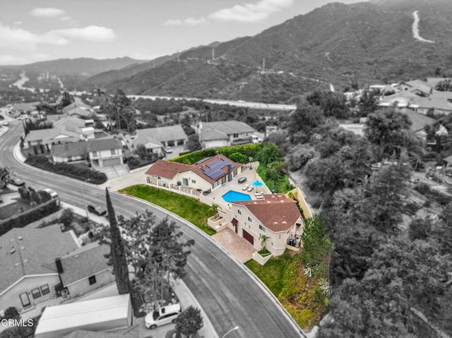 9325 9327 La Shell Drive, Tujunga, CA 91042
