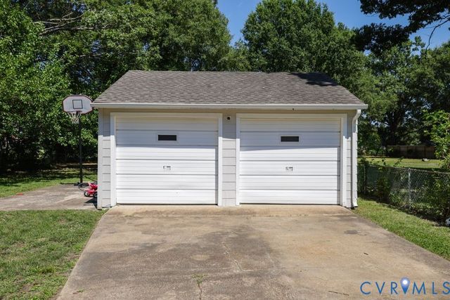 405 S Oak Ave, Highland Springs, VA 23075