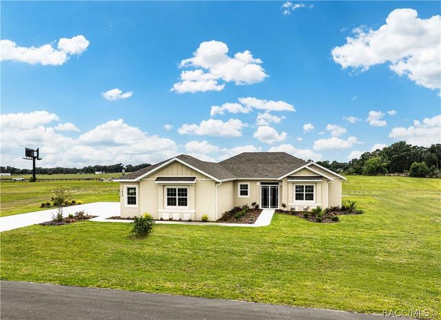 1439 CR212 Road, Oxford, FL 34484