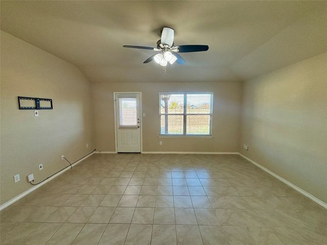 1029 Decker Drive, Fate, TX 75189