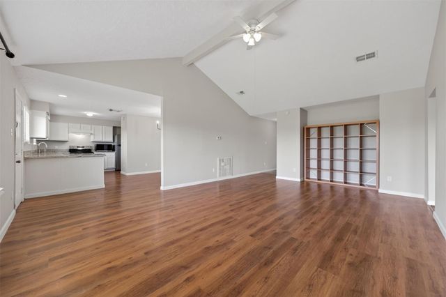 9906 Rocky Hollow Road, La Porte, TX 77571