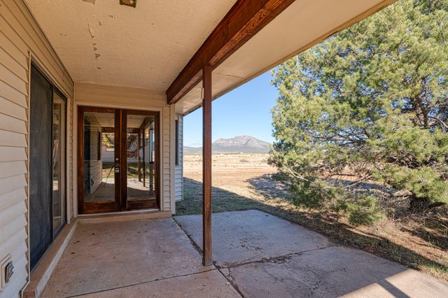 35 Sumption Road, Sandia Park, NM 87047