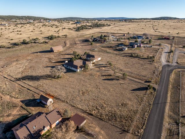 35 Sumption Road, Sandia Park, NM 87047