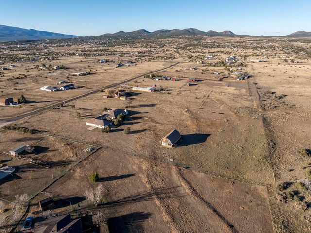 35 Sumption Road, Sandia Park, NM 87047