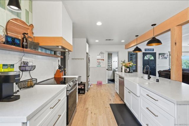 5820 Gregg Court, La Mesa, CA 91942