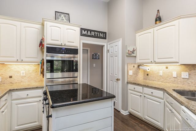 28902 CHARTWELL LN, Fair Oaks Ranch, TX 78015