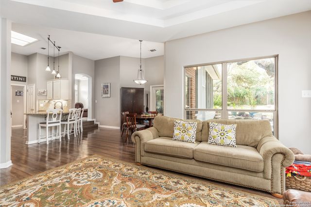 28902 CHARTWELL LN, Fair Oaks Ranch, TX 78015