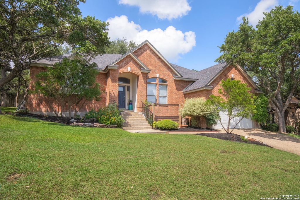 28902 CHARTWELL LN, Fair Oaks Ranch, TX 78015