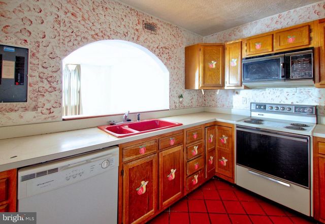 1101 Saint Paul St Apt 2203, Baltimore, MD 21202