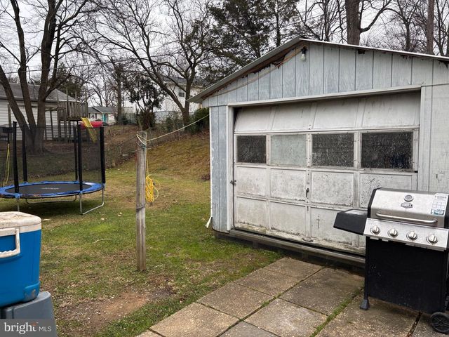 3339 CRUMPTON S, Laurel, MD 20724