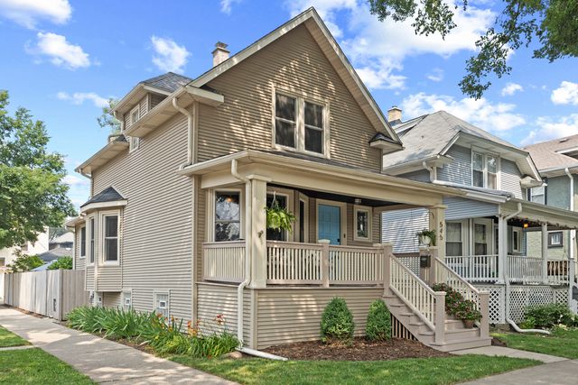 545 S Harvey Avenue, Oak Park, IL 60304
