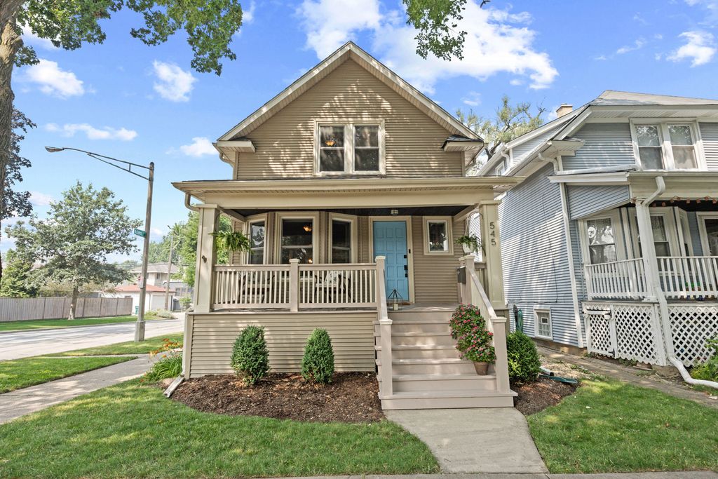 545 S Harvey Avenue, Oak Park, IL 60304