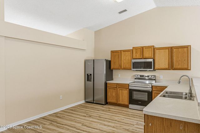 483 Freeman Road NW, Palm Bay, FL 32907