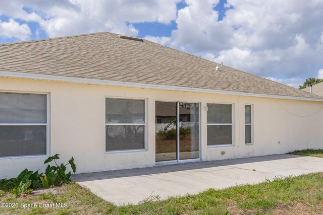 483 Freeman Road NW, Palm Bay, FL 32907